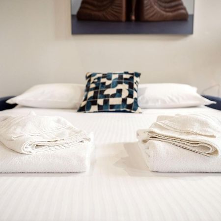 Artsy And Elegant Apartment Near Pantheon Roma Esterno foto
