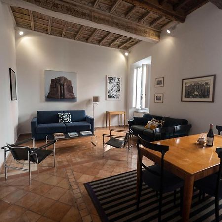 Artsy And Elegant Apartment Near Pantheon Roma Esterno foto