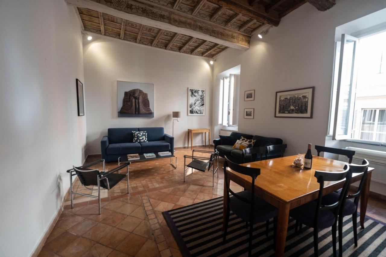 Artsy And Elegant Apartment Near Pantheon Roma Esterno foto