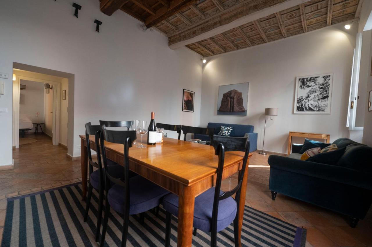 Artsy And Elegant Apartment Near Pantheon Roma Esterno foto