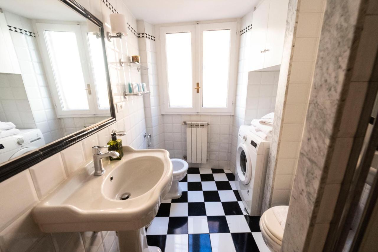 Artsy And Elegant Apartment Near Pantheon Roma Esterno foto